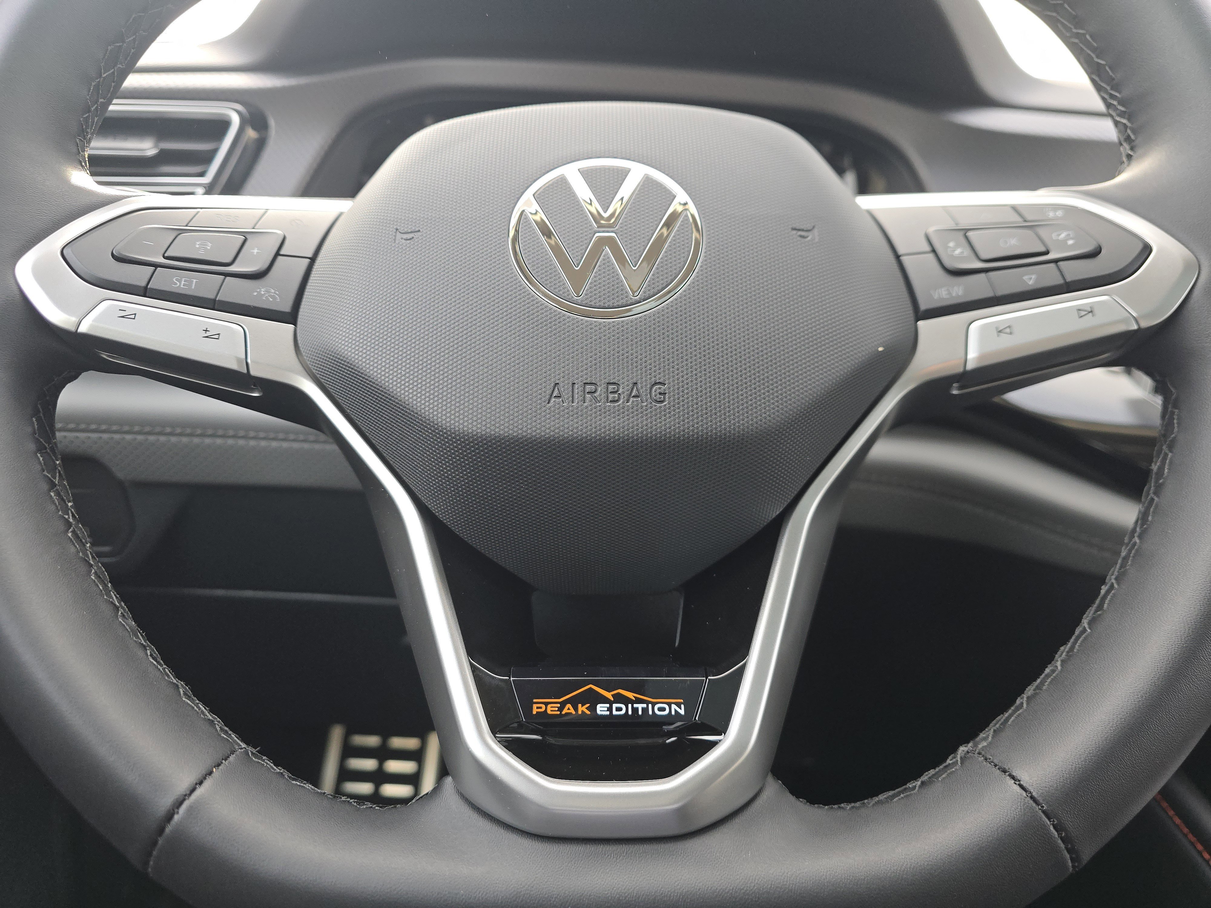 New 2026 Volkswagen Atlas Peak Edition image 22