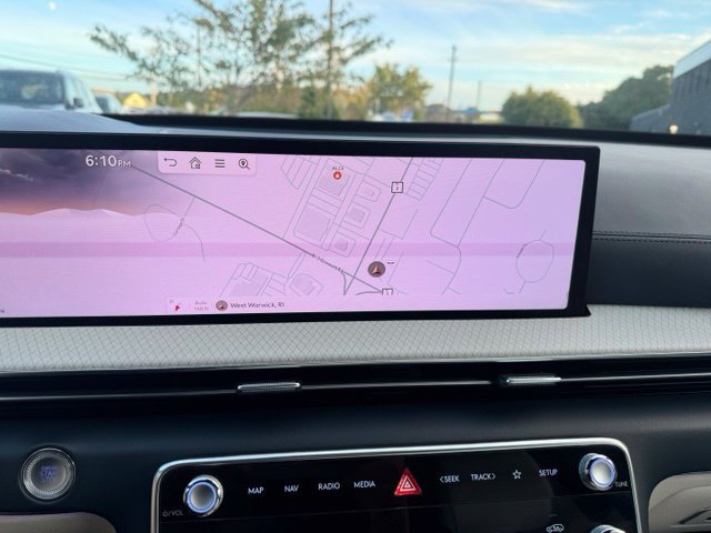 Certified 2025 Genesis GV80 3.5T Prestige AWD/4WD image 29