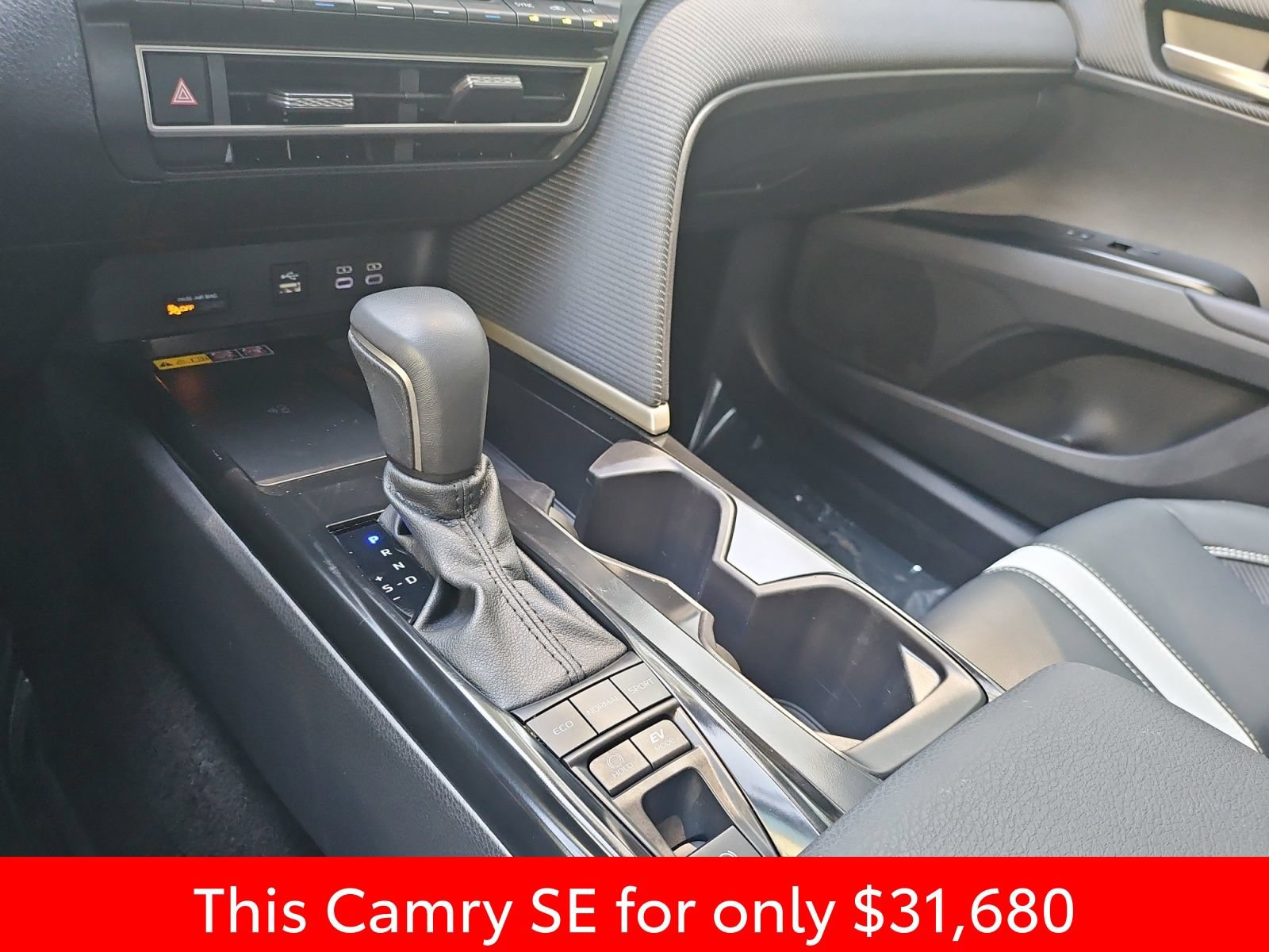 Used 2025 Toyota Camry SE FWD image 24