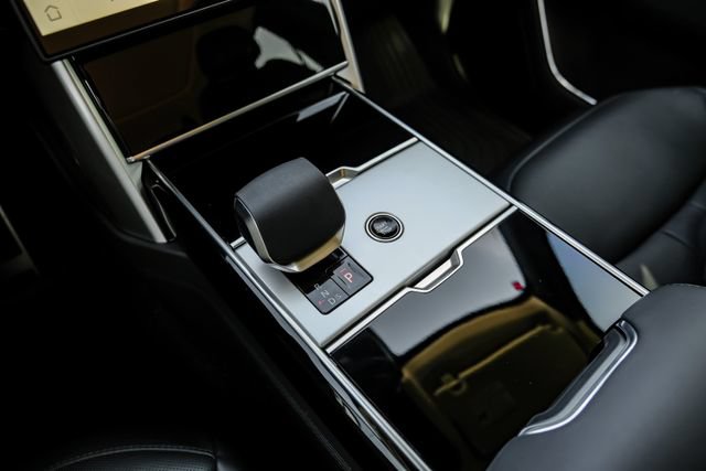 New 2026 Land Rover Range Rover SE AWD/4WD image 33
