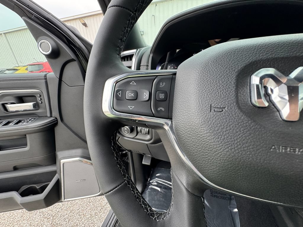 New 2026 RAM 3500 Laramie AWD/4WD image 22