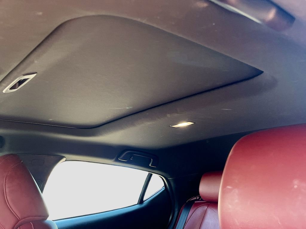 Used 2020 MAZDA MAZDA3 Premium image 23