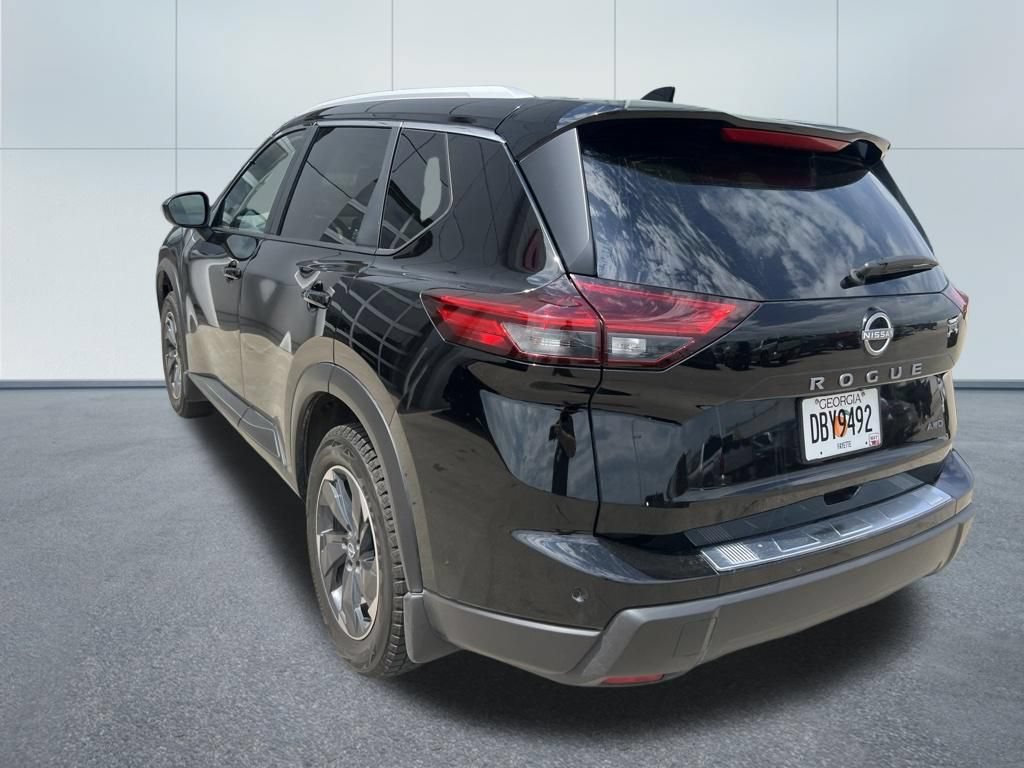 Used 2025 Nissan Rogue SV w/ SV Premium Package AWD/4WD image 6