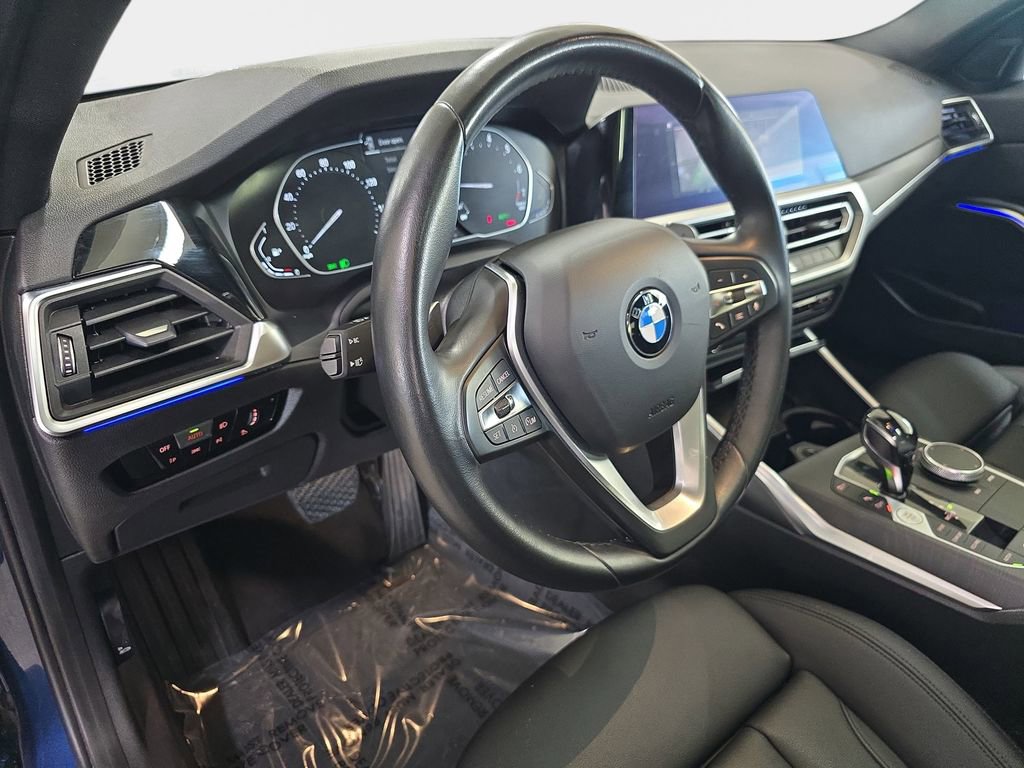 Certified 2021 BMW 330i Sedan w/ Convenience Package image 19