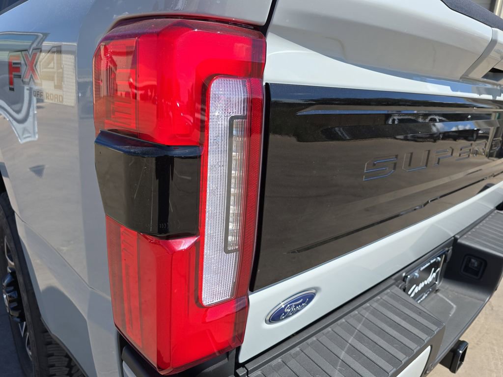 New 2026 Ford F250 Platinum image 30