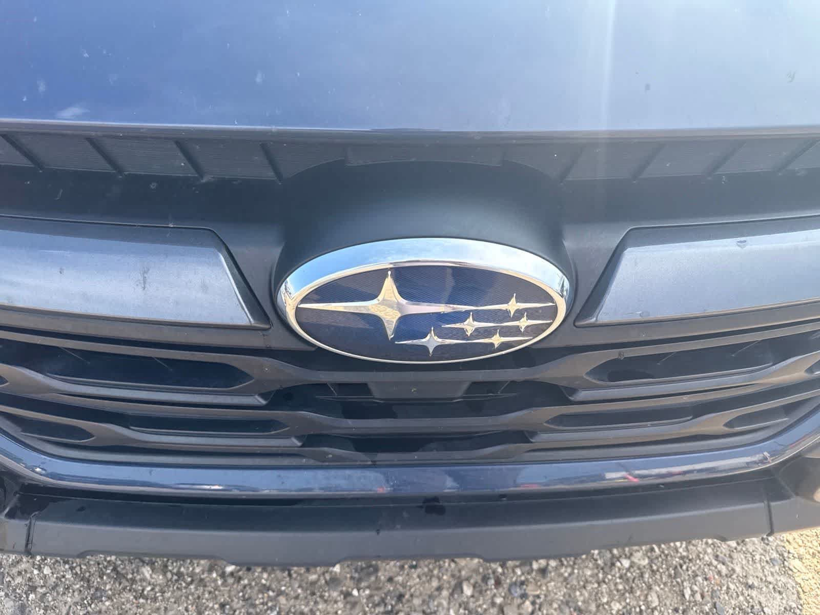 Used 2025 Subaru Outback AWD/4WD image 11