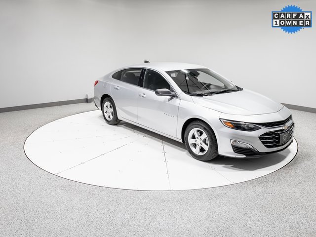 Used 2020 Chevrolet Malibu LS image 24