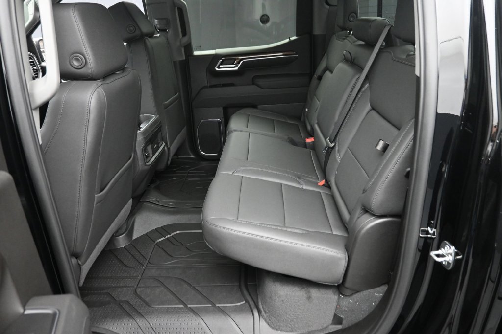 New 2026 Chevrolet Silverado 1500 LT w/ All Star Edition Plus AWD/4WD image 12