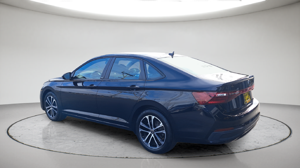Used 2026 Volkswagen Jetta Sport FWD image 7