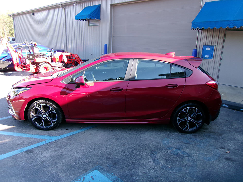 Used 2019 Chevrolet Cruze LT w/ Convenience Package FWD image 7