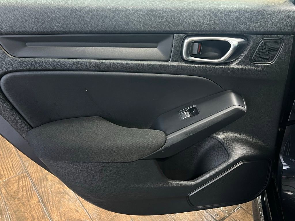 Used 2025 Honda Civic Sport image 14