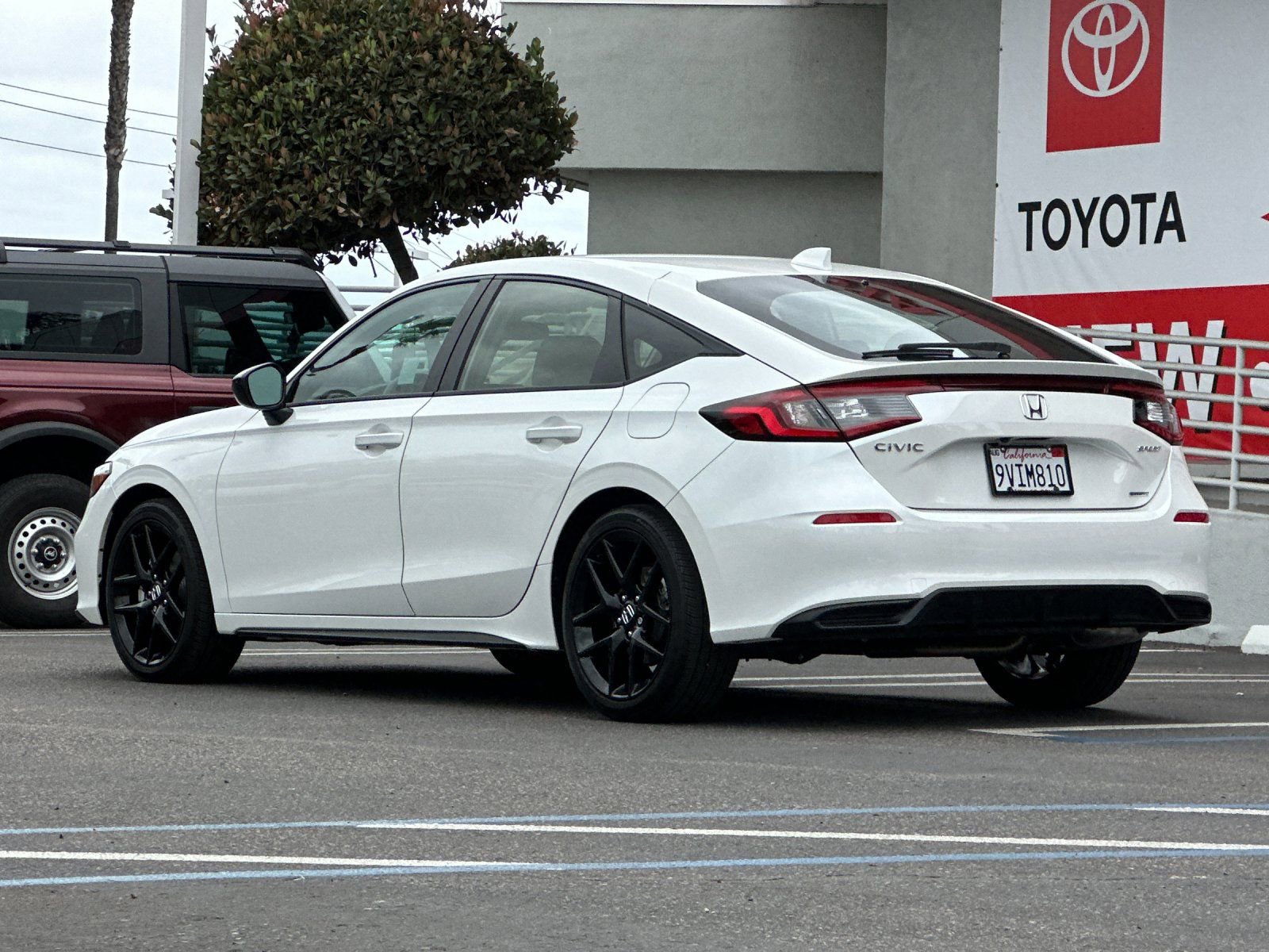 Used 2025 Honda Civic Sport image 3