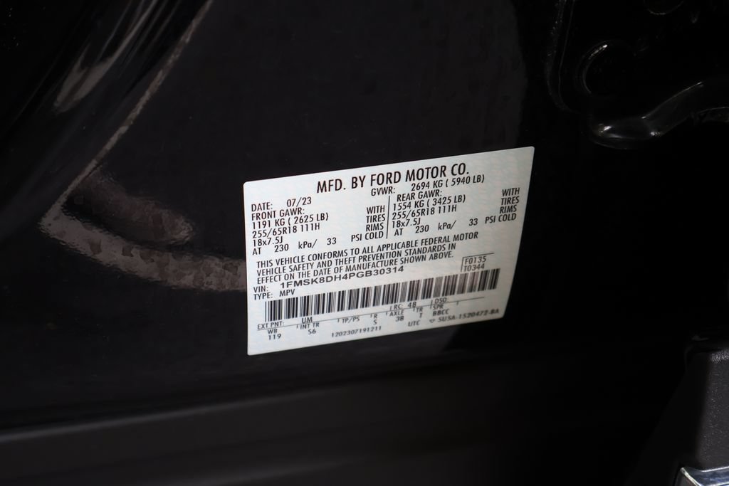 Used 2023 Ford Explorer XLT w/ Equipment Group 202A AWD/4WD image 51