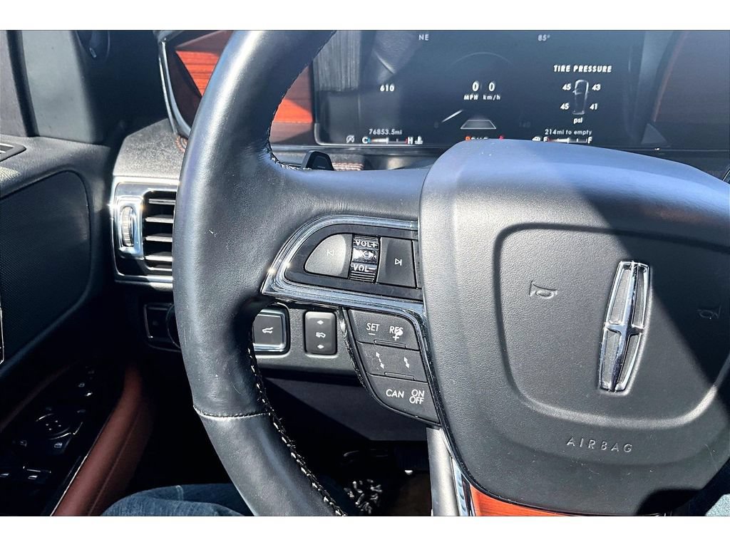 Used 2021 Lincoln Navigator Reserve AWD/4WD image 10