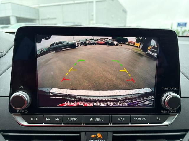 Used 2022 Nissan Altima 2.5 SL FWD image 12