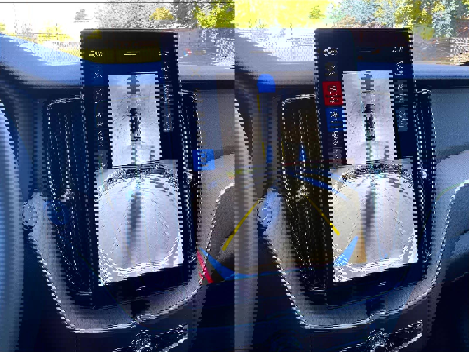 New 2026 Volvo XC60 B5 Plus w/ Protection Package Premier image 20