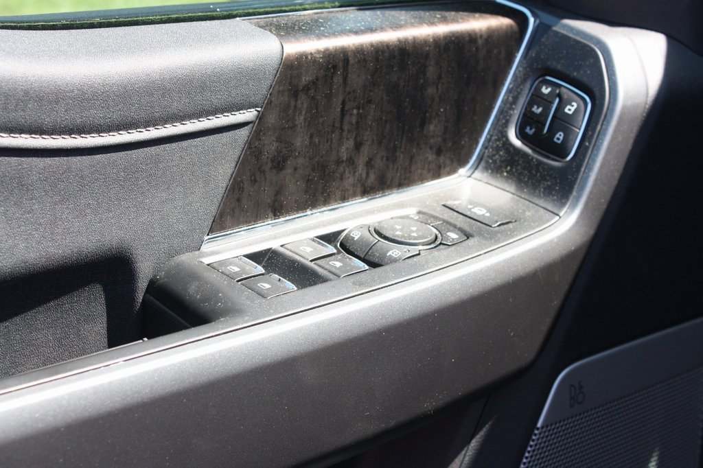 New 2025 Ford F250 Lariat w/ Lariat Ultimate Package image 13