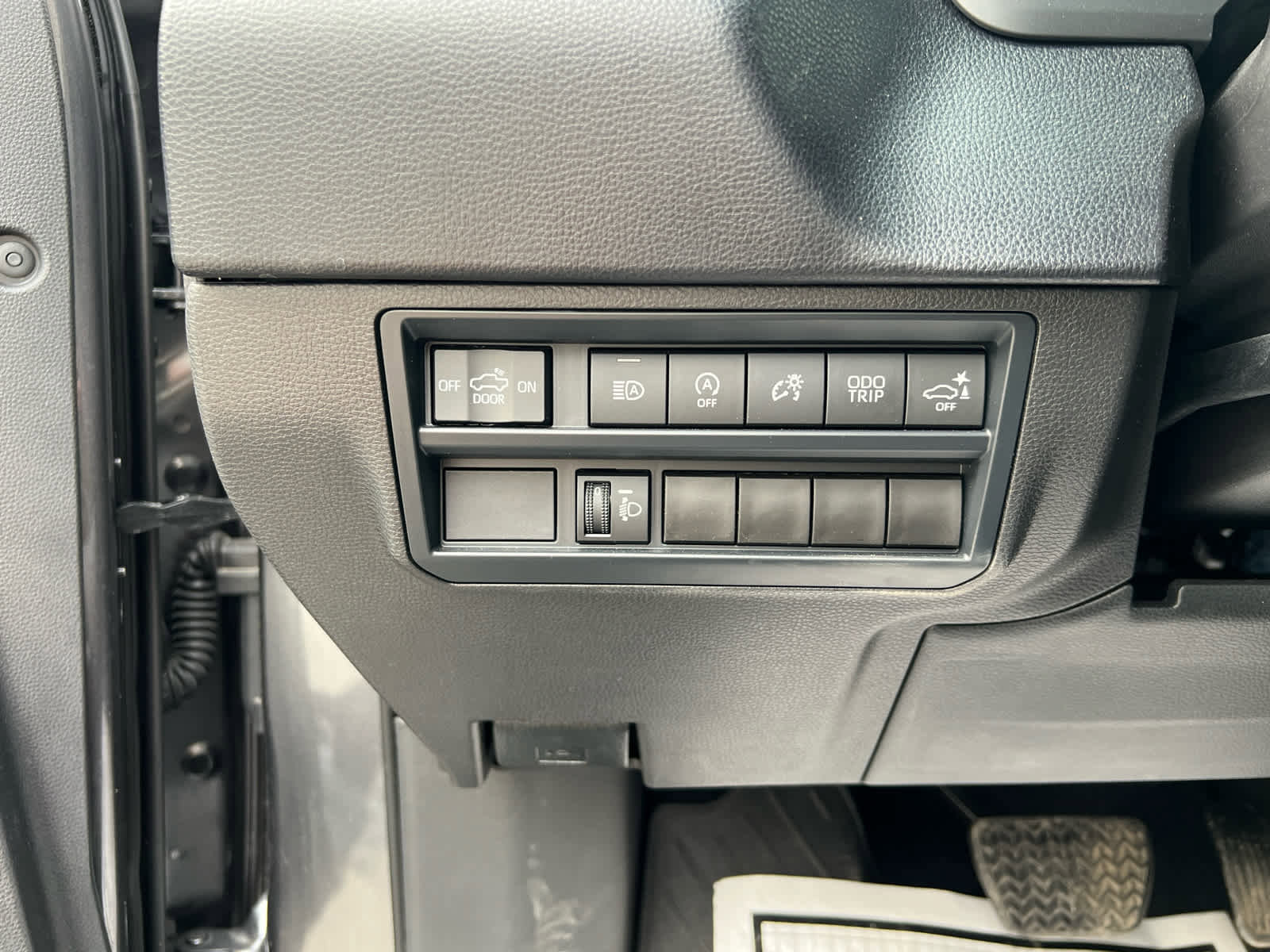 Certified 2025 Toyota Tundra SR5 w/ SR5 Convenience Package image 24