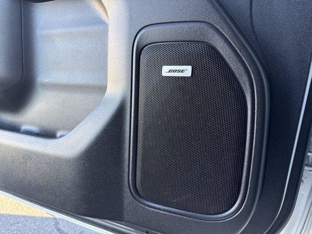 Used 2019 Chevrolet Silverado 1500 High Country w/ Technology Package image 21