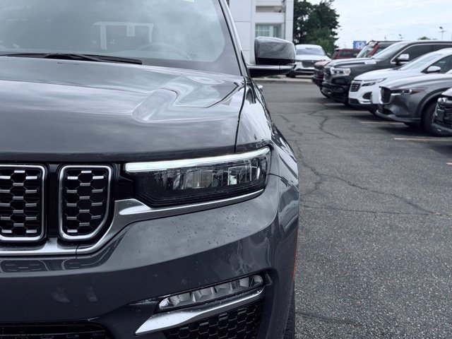 Certified 2025 Jeep Grand Cherokee Summit AWD/4WD image 4