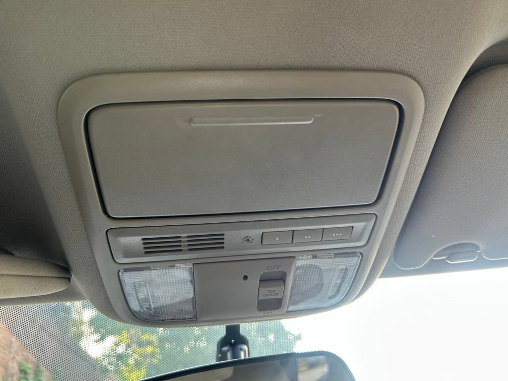 Used 2018 Honda Pilot EX image 18
