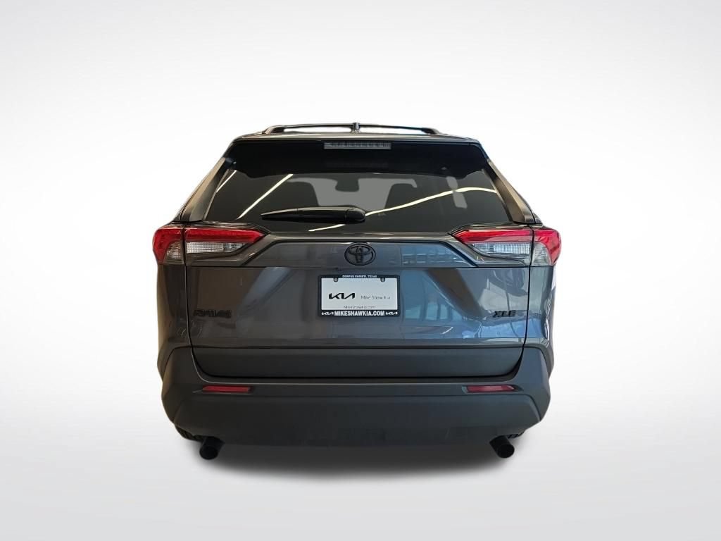 Used 2025 Toyota RAV4 XLE w/ Convenience Package FWD image 31