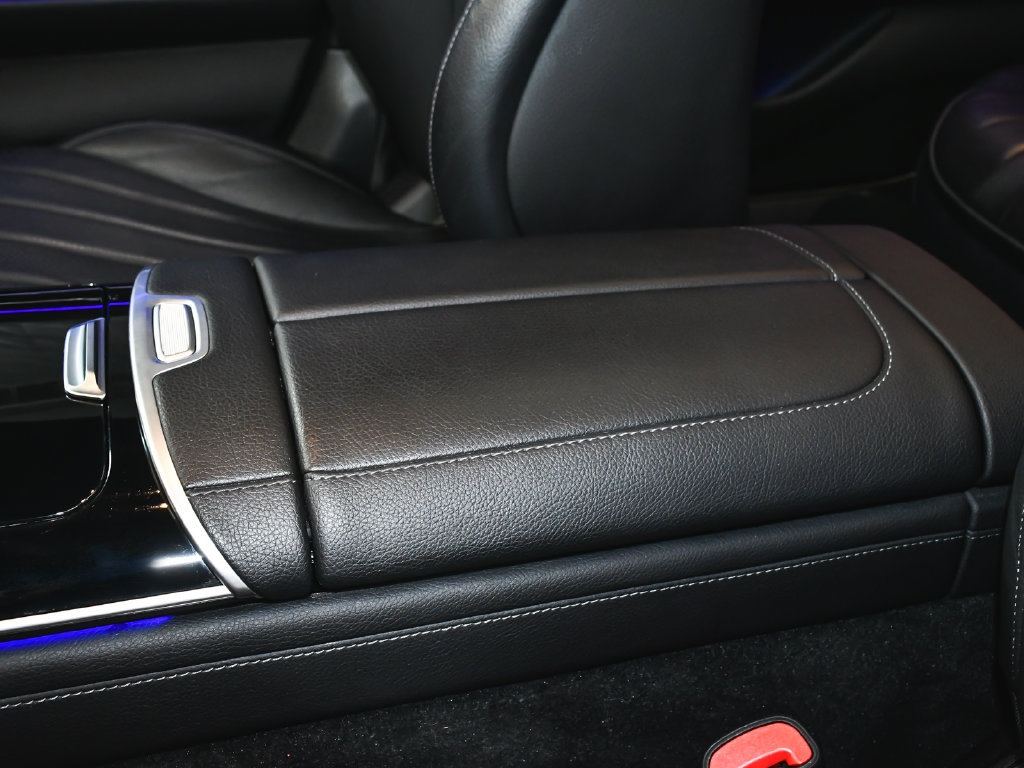 Used 2022 Mercedes-Benz S 500 4MATIC w/ AMG Line Package image 53