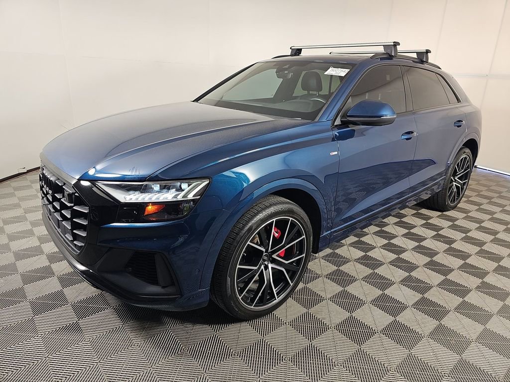 Used 2022 Audi Q8 Premium Plus image 3