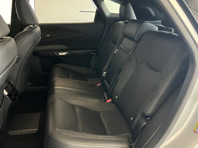 Used 2025 Lexus RX 450h AWD w/ Convenience Package image 38