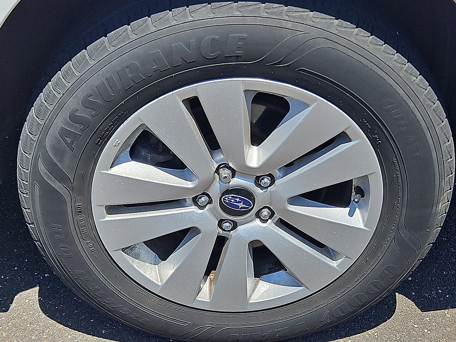 Used 2018 Subaru Outback 2.5i AWD/4WD image 8
