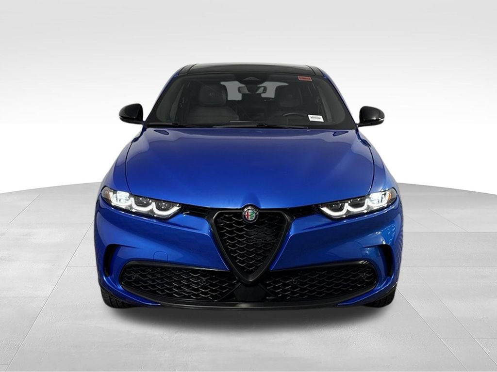 Used 2024 Alfa Romeo Tonale Ti AWD/4WD image 4