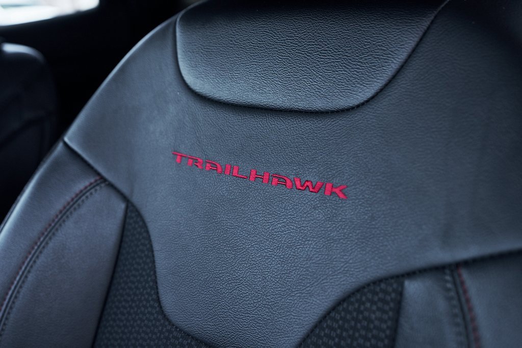 Used 2024 Jeep Compass Trailhawk image 30