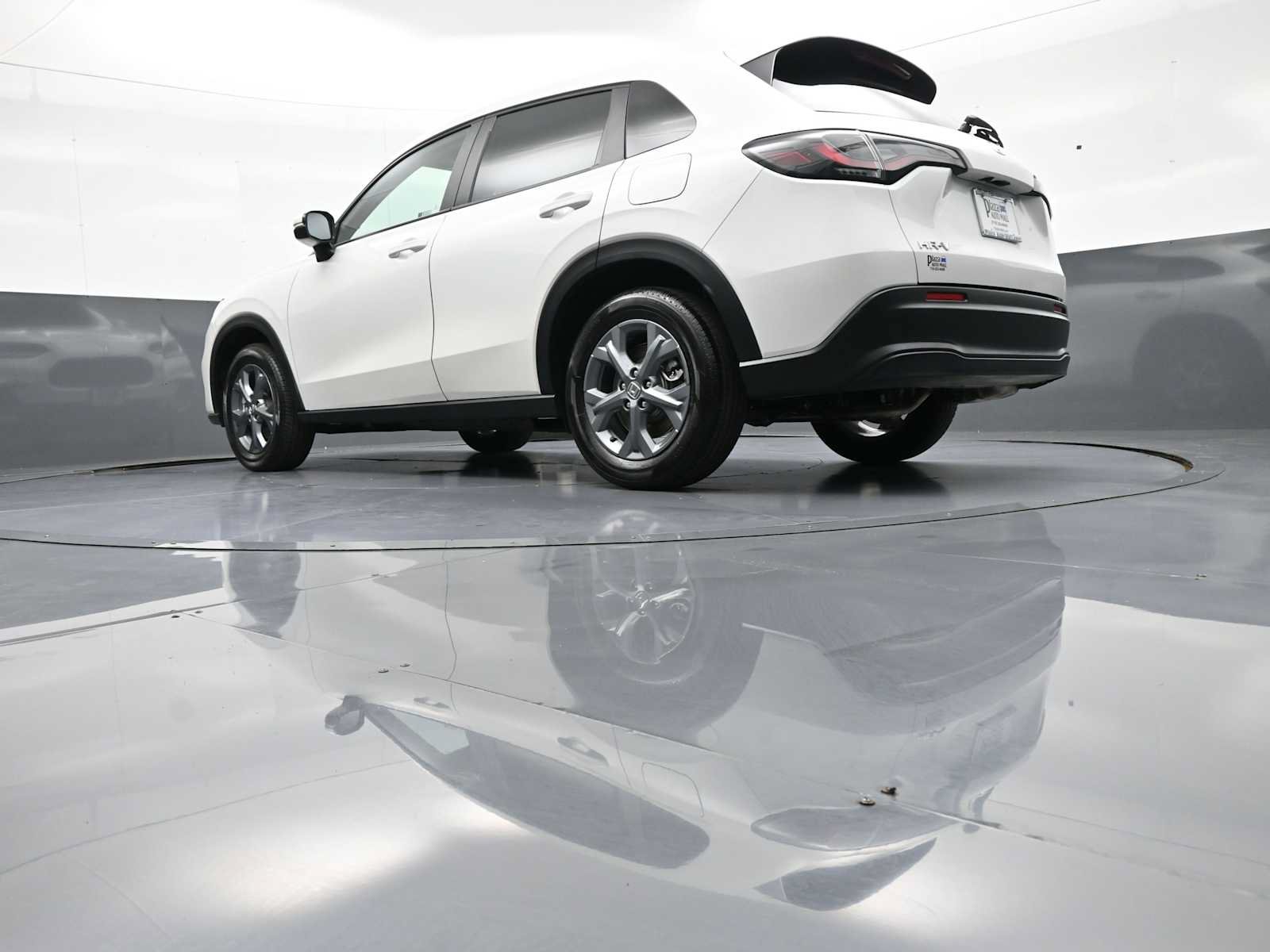 Certified 2026 Honda HR-V LX image 29