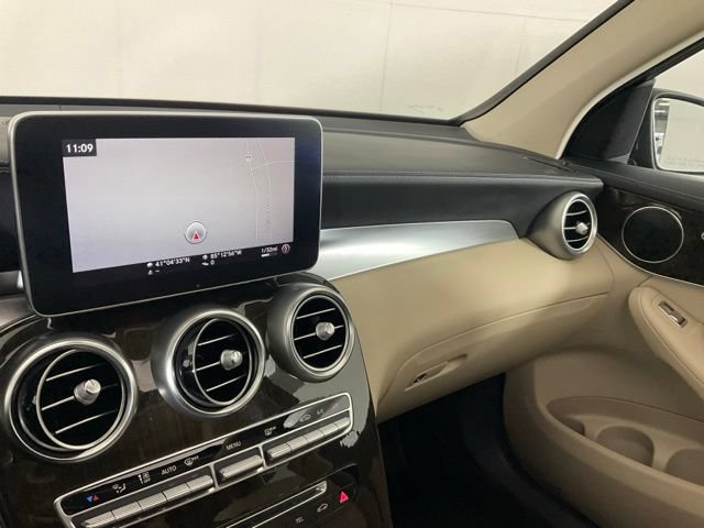 Used 2016 Mercedes-Benz GLC 300 4MATIC image 16