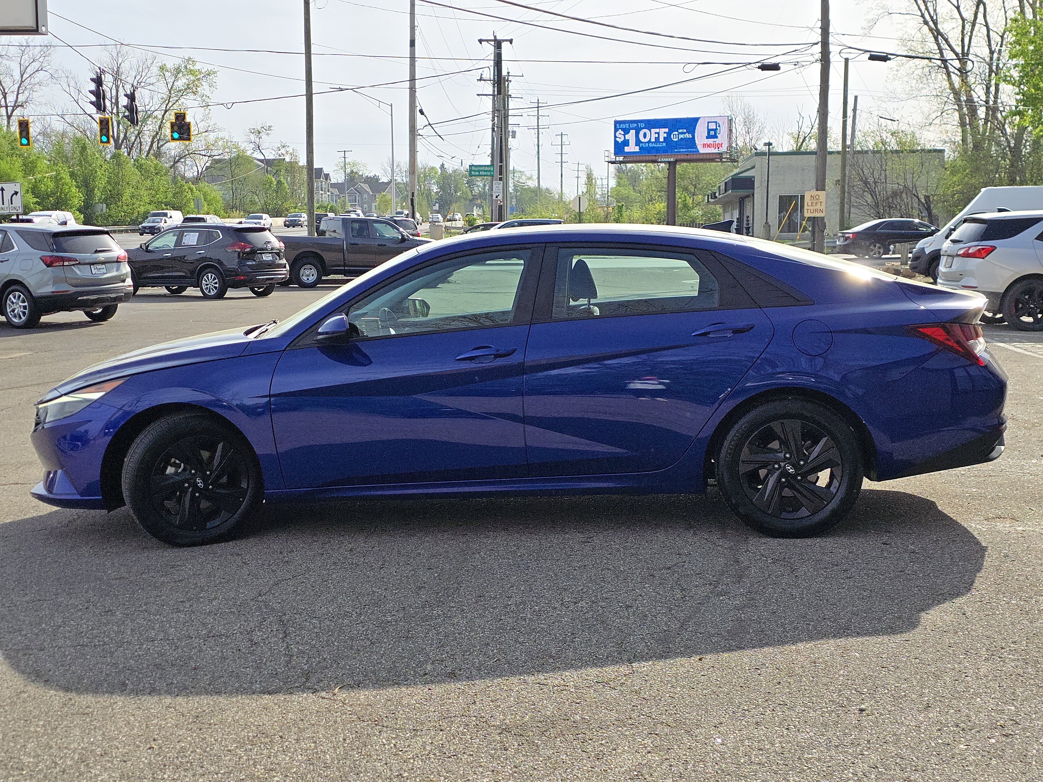 Used 2021 Hyundai Elantra SEL FWD image 4