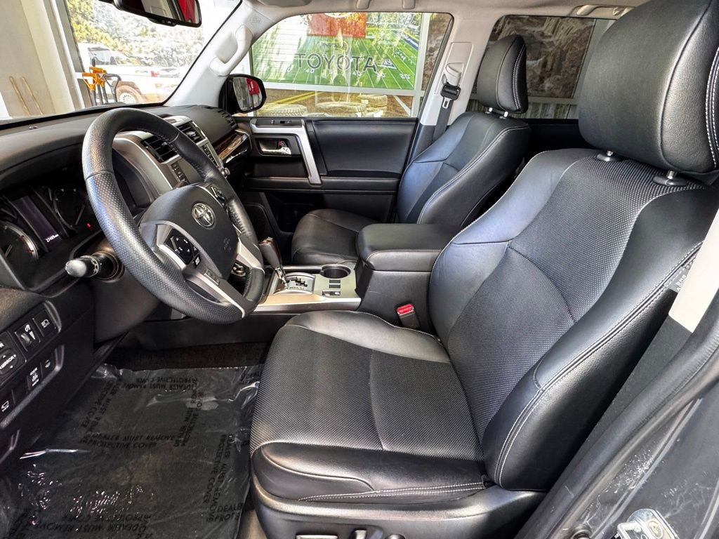 Used 2024 Toyota 4Runner Limited AWD/4WD image 19