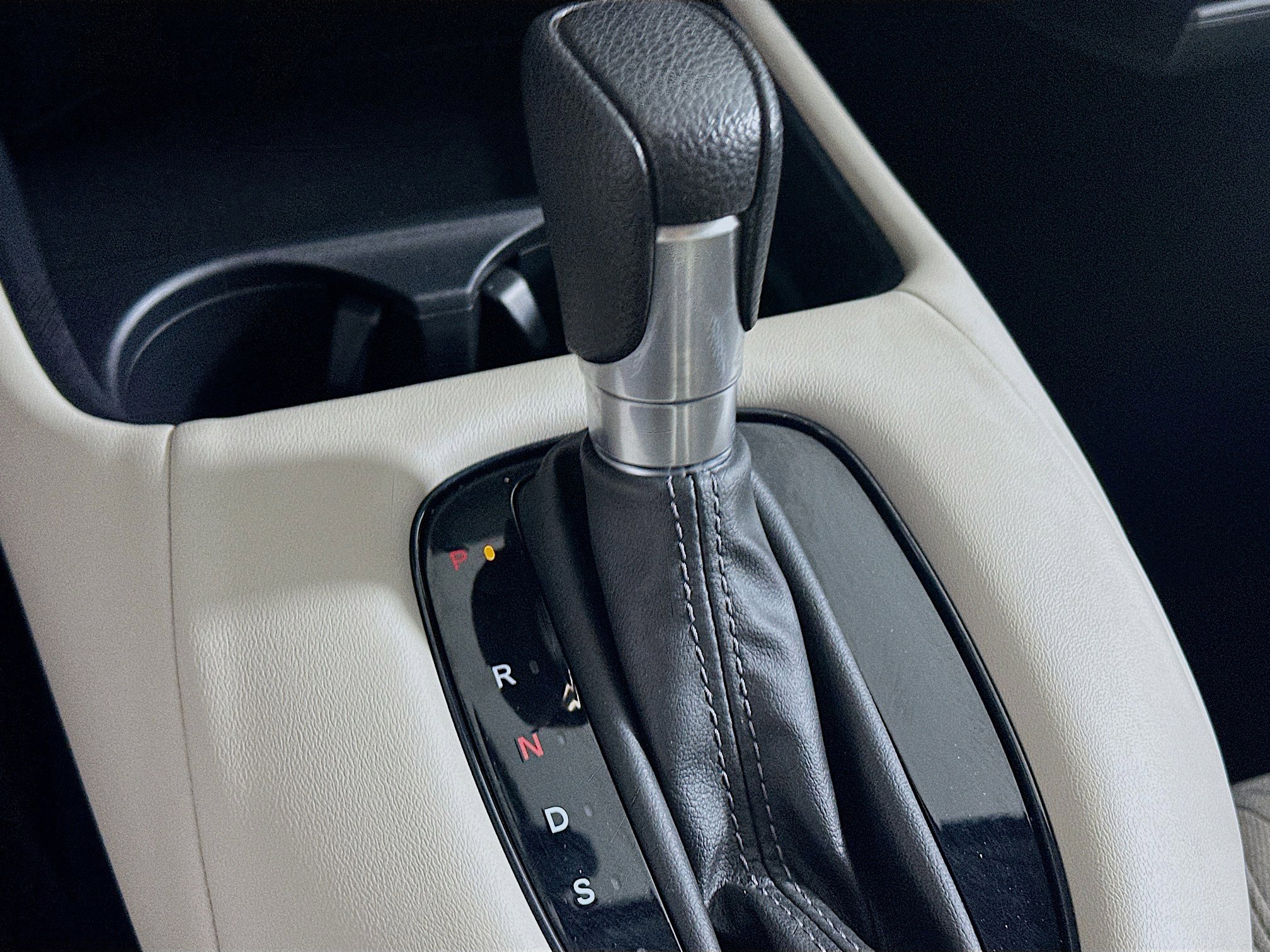 Used 2024 Honda HR-V LX image 24
