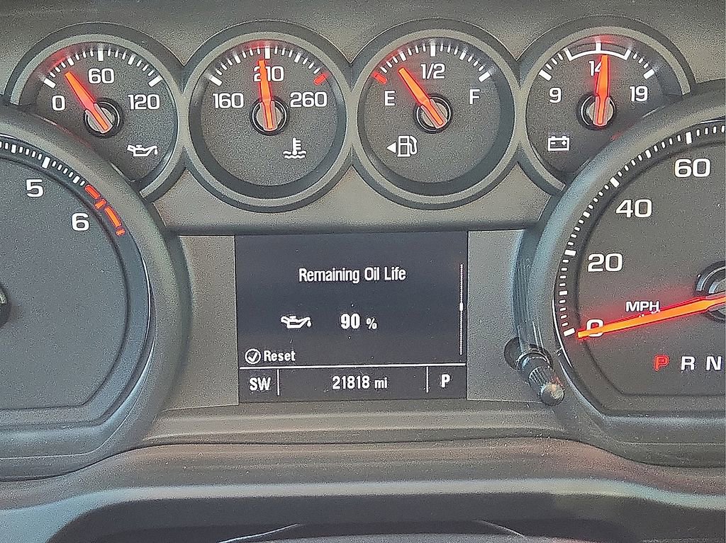 Used 2025 Chevrolet Silverado 1500 Custom image 24