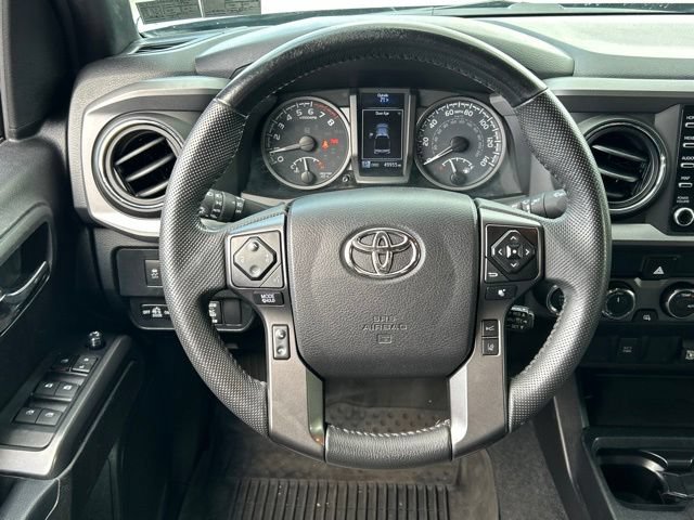 Used 2021 Toyota Tacoma TRD Sport AWD/4WD image 53