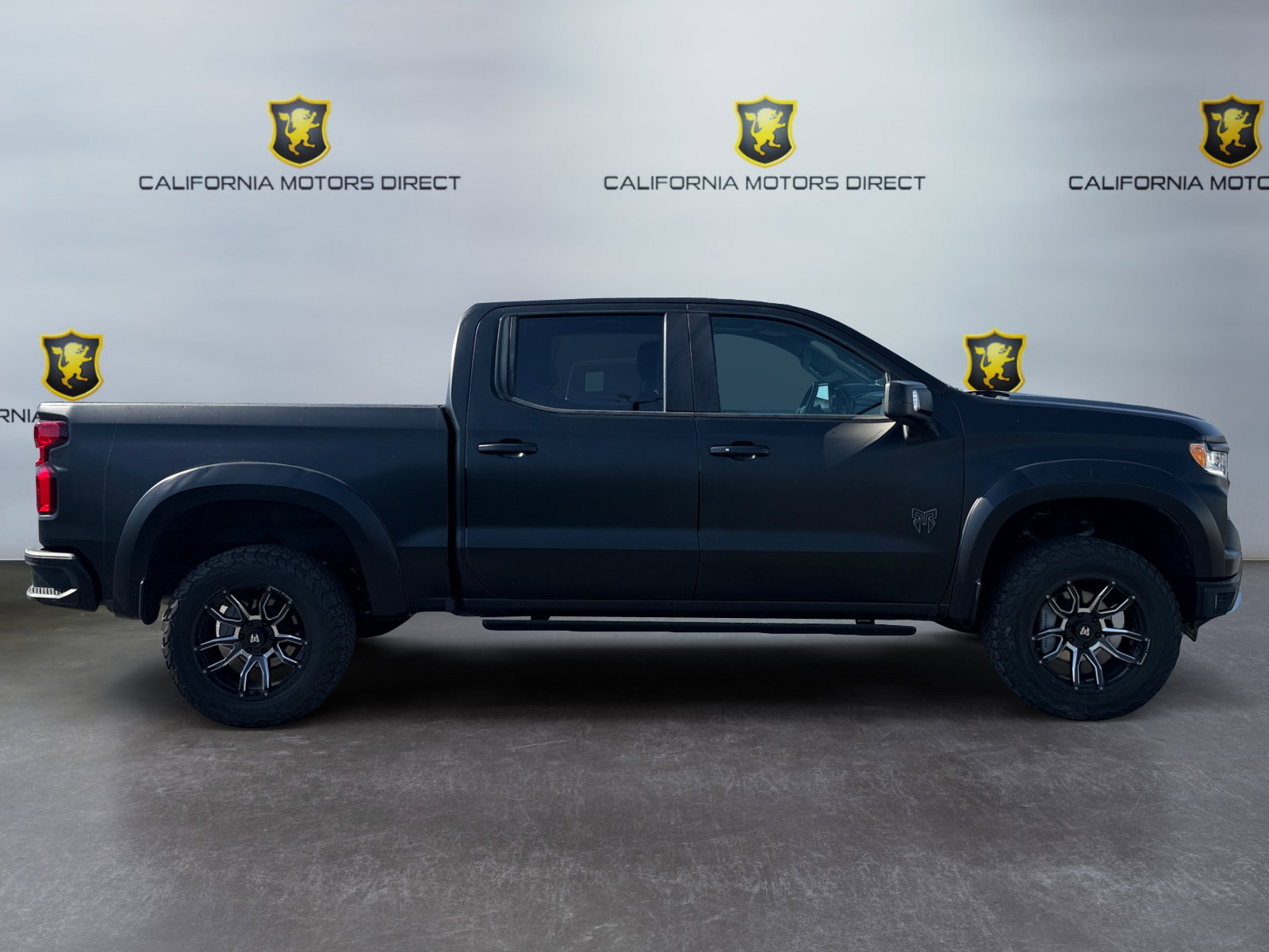 Used 2022 Chevrolet Silverado 1500 RST AWD/4WD image 6