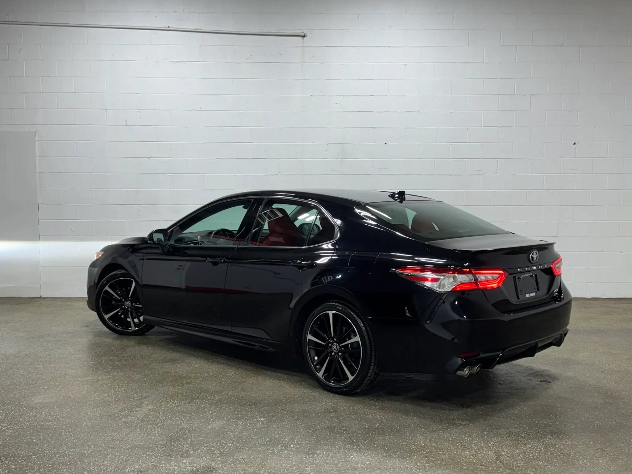Used 2020 Toyota Camry XSE AWD/4WD image 5