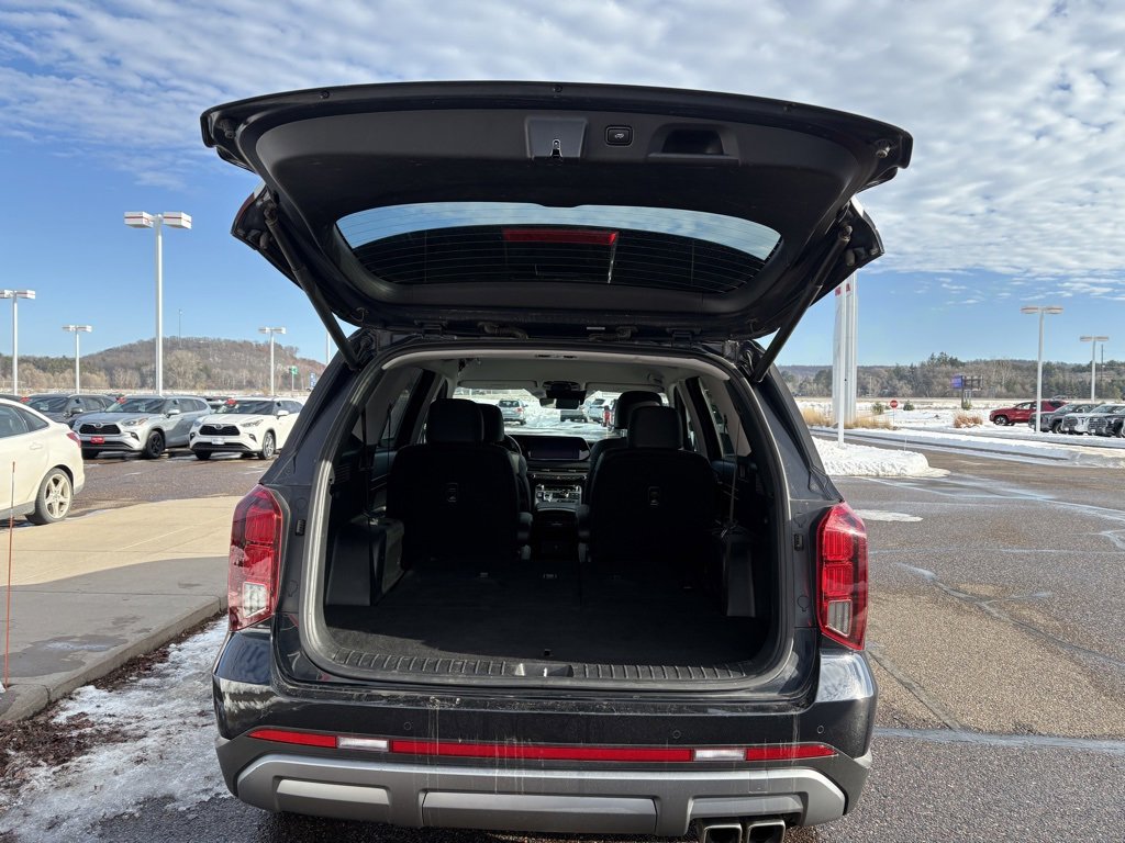 Used 2024 Hyundai Palisade SEL image 4