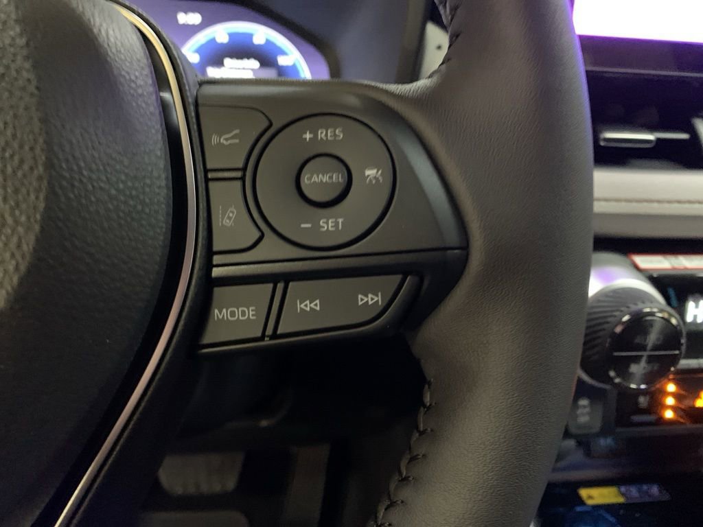 New 2025 Toyota RAV4 Limited image 27