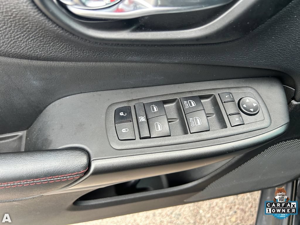 Used 2022 Jeep Cherokee Trailhawk AWD/4WD image 18