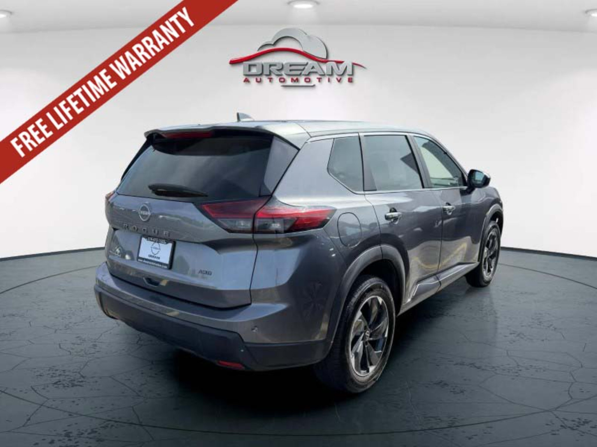 Used 2025 Nissan Rogue SV AWD/4WD image 13