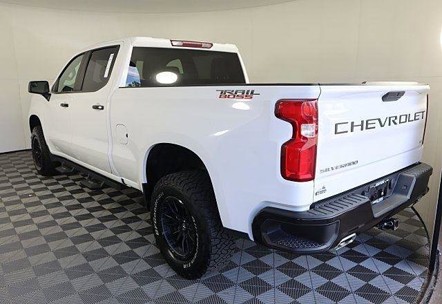 Used 2022 Chevrolet Silverado 1500 LT Trail Boss image 7