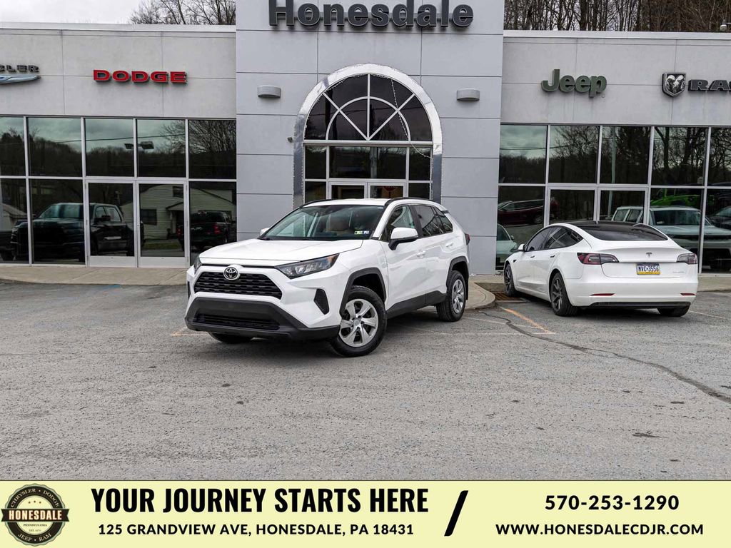 Used 2019 Toyota RAV4 LE w/ All Weather Liner Package AWD/4WD image 1