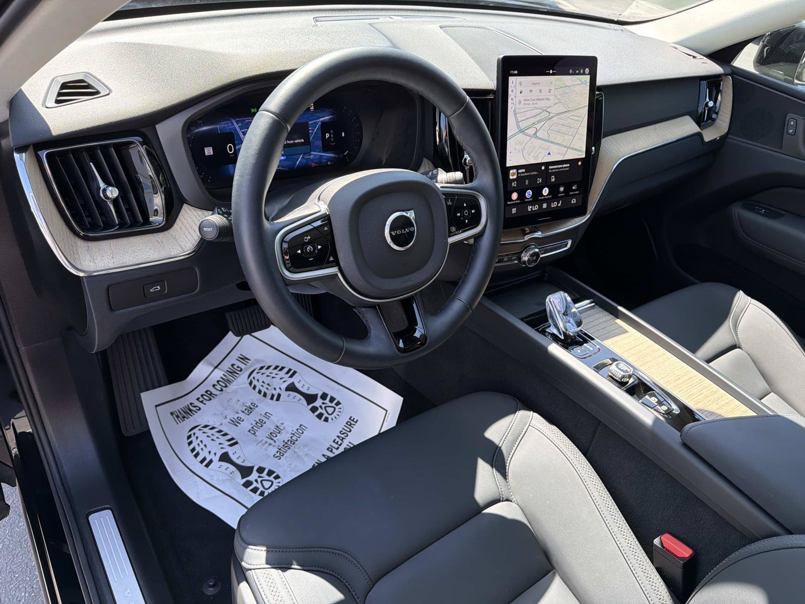 Certified 2026 Volvo XC60 B5 Core AWD/4WD image 9