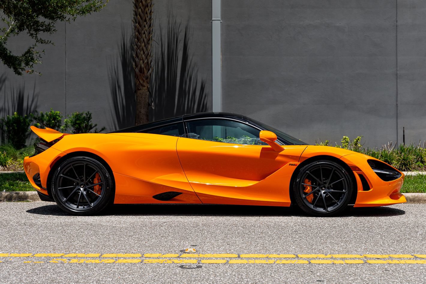 New 2027 McLaren 750S RWD image 6