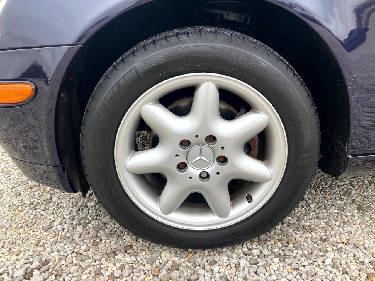 Used 2002 Mercedes-Benz C 240 Sedan image 28